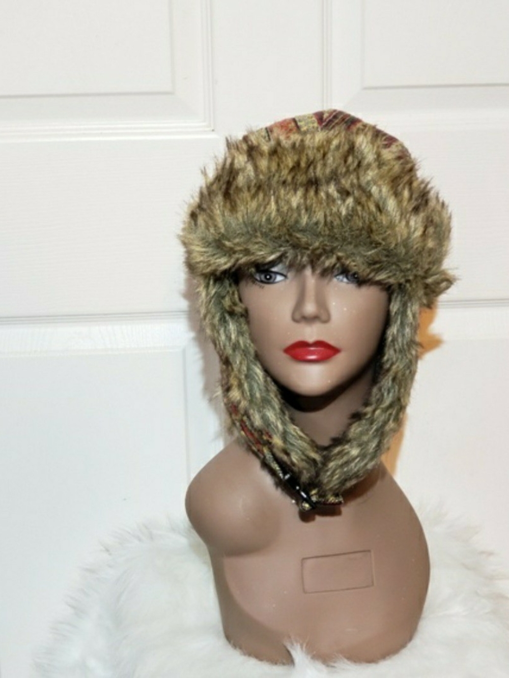 Forever 21 Faux Fur Trapper Hat in Brown